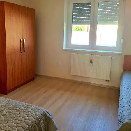 Rekreacny Dom Flora Ll Prázdninový dům